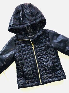 Rothschild | Toddler Girls Quilted Heart Hooded Jacket | Size 5/6